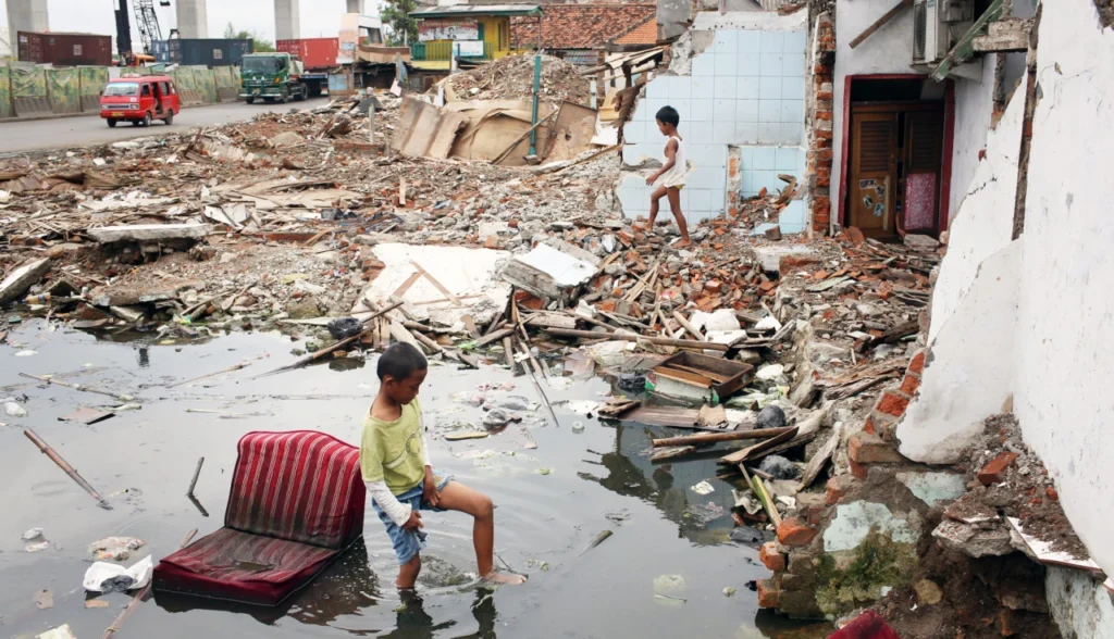 Jakarta: The Sinking City” (2013)